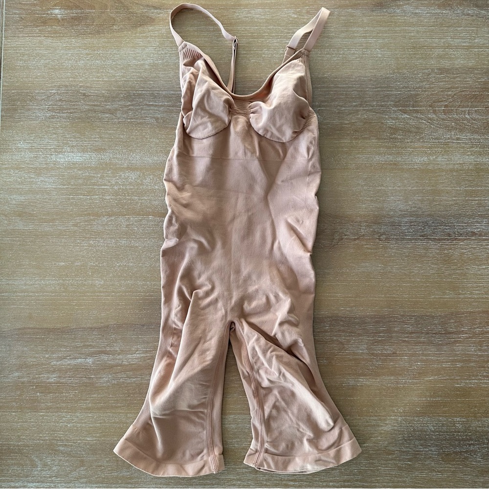 Skims Seamless Sculpt Bodysuit L/XL